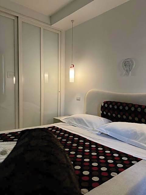Hotel CineApollo - Ogni camera un film!