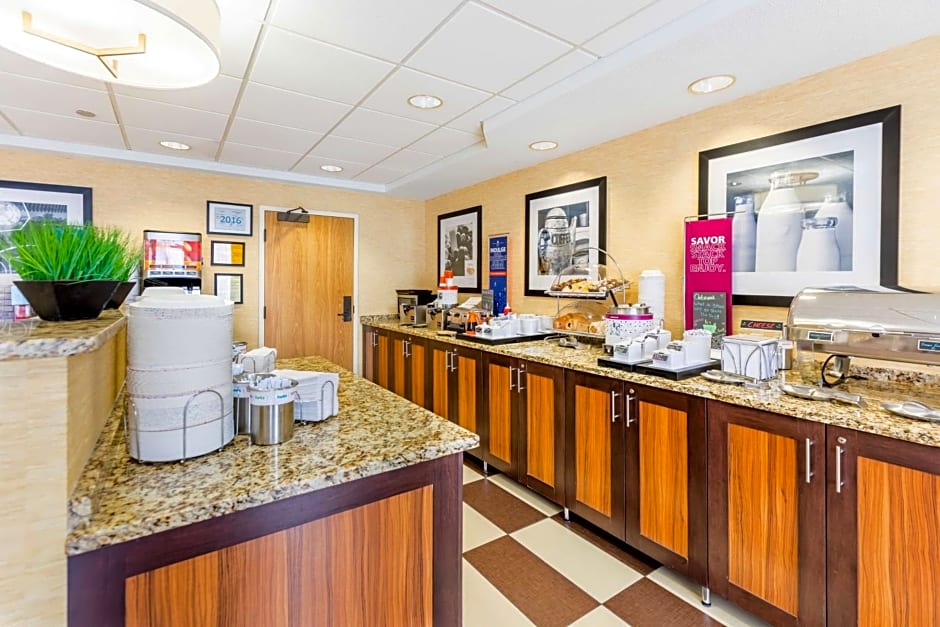 Hampton Inn By Hilton St. Louis/St. Charles