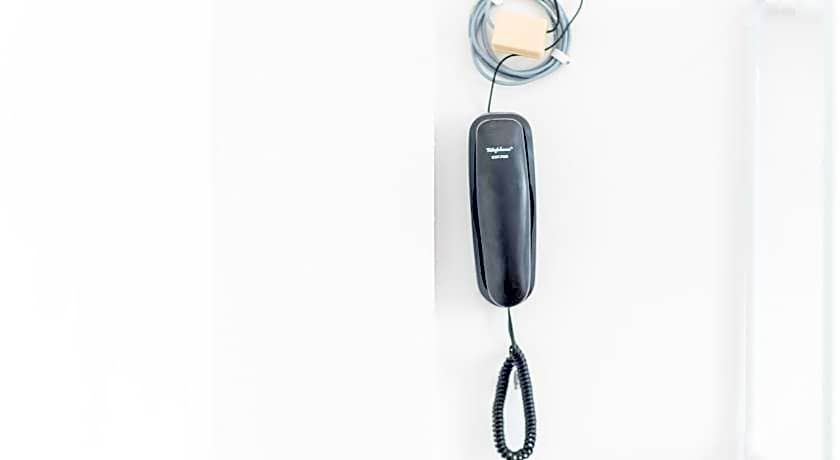 RedDoorz @ Aralia Harapan Indah