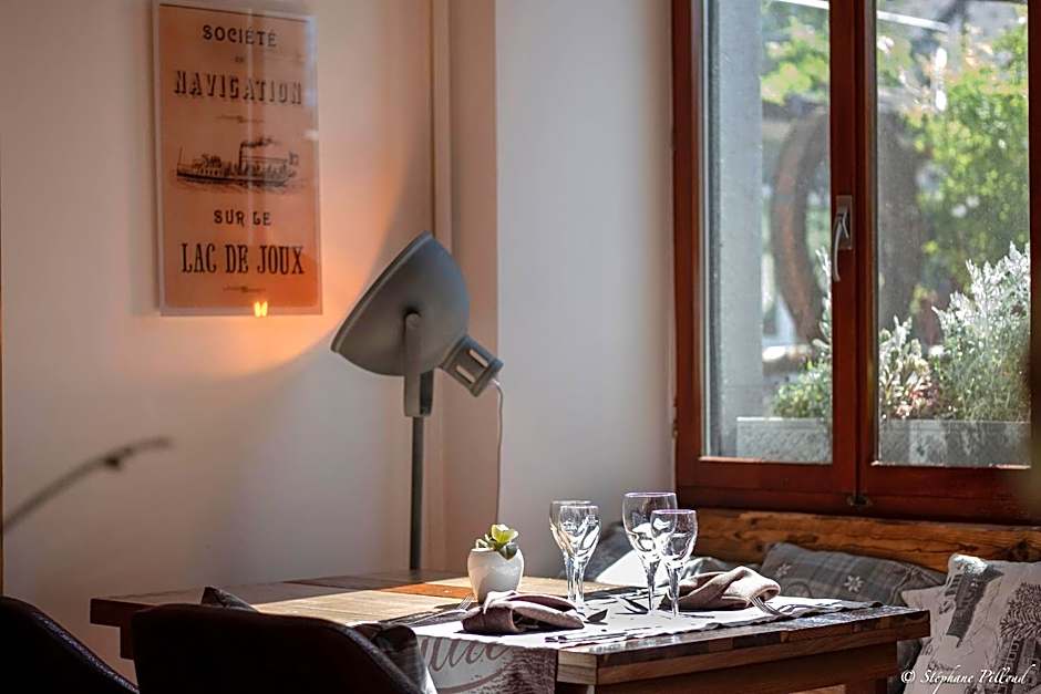 HOTEL de la Truite & SPA Le petit Nautilus