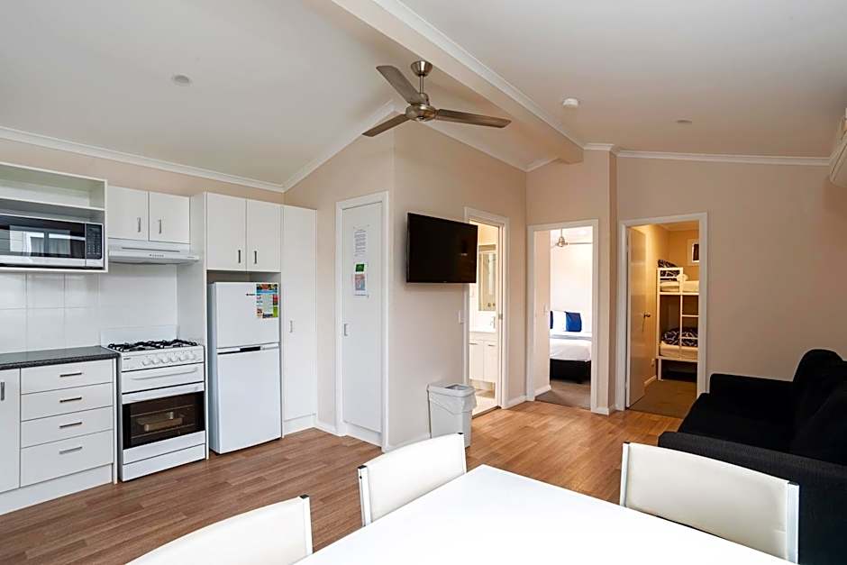 Crestview Tourist Park