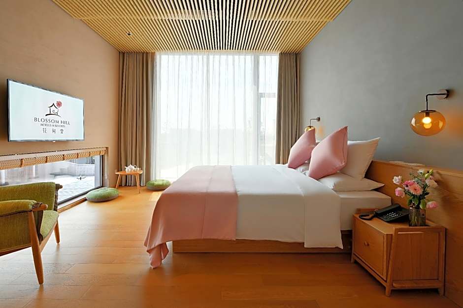 Blossom House Wuxi Yangshan Taohua Island