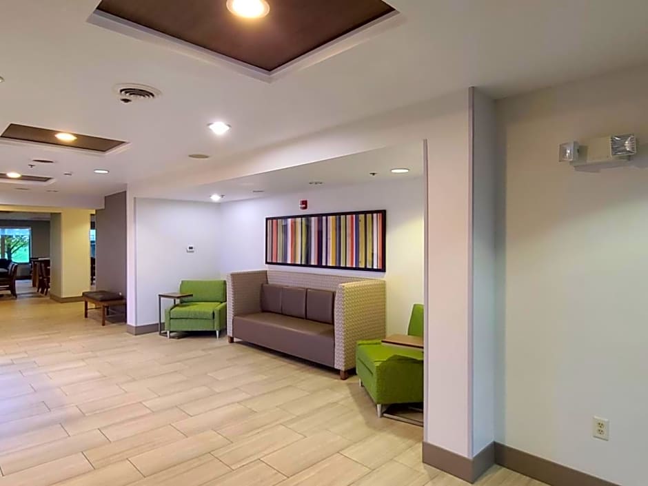Holiday Inn Express Hotel & Suites Sheldon by IHG