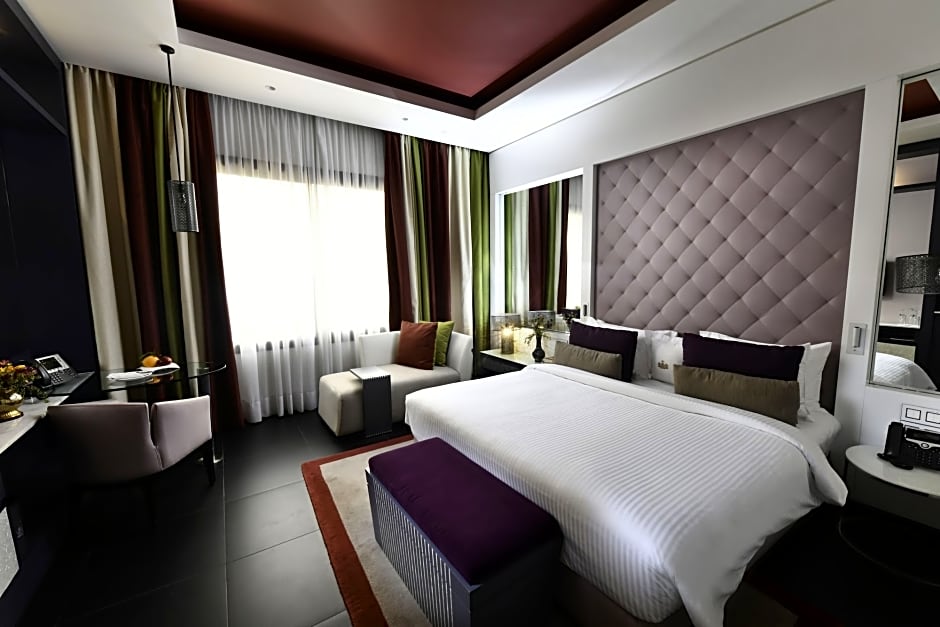 Le Bristol Hotel