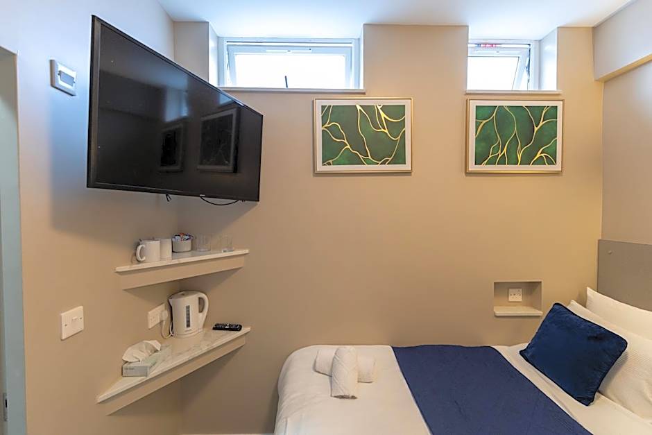 Paragraph Palmers Green - Tottenham Stadium