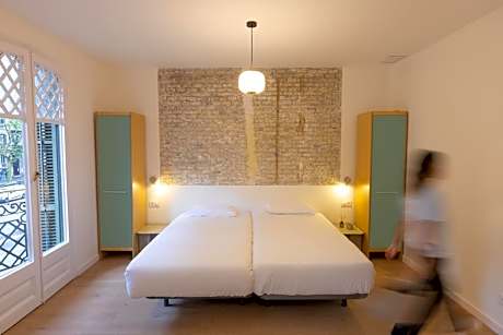 Quadruple Room with Private Bathroom