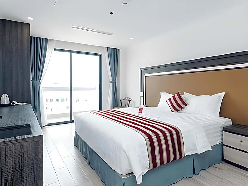 Seven Seas Hotel and Apartment