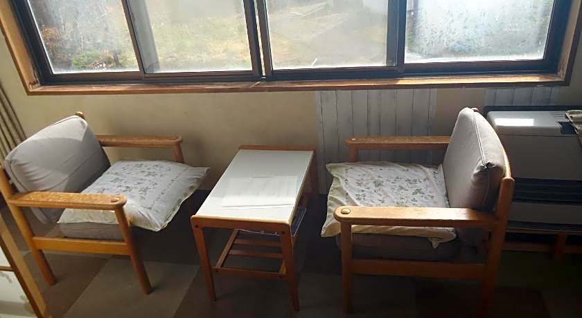 Cafe Cerisier栖里時絵