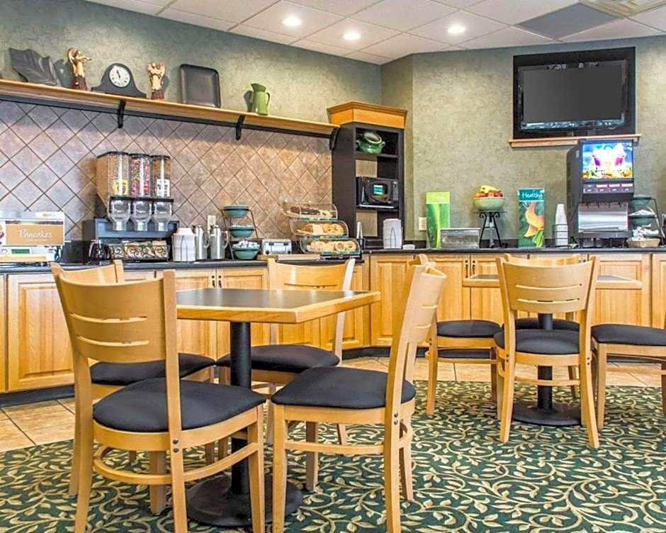 Quality Inn Geneseo