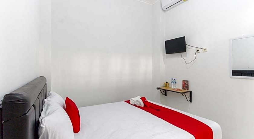 RedDoorz near Pascasarjana UGM 2