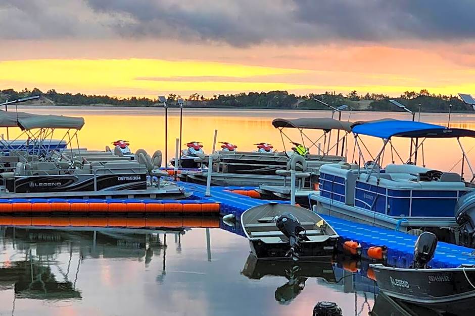 West Lake Waterfront Swimming - Free Pontoon Boat!