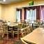 Quality Inn & Suites Kansas City I-435n Near Sports Complex