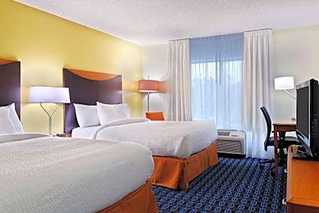 Queen Room with Two Queen Beds - Non-Smoking