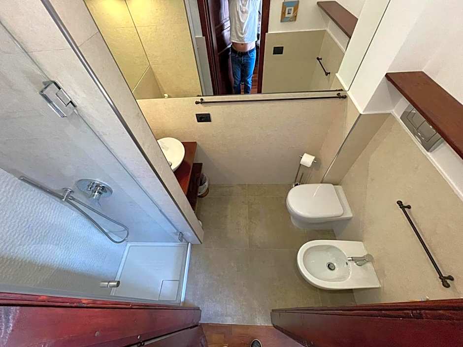 B&B Roomantic & Piscina Idromassaggio