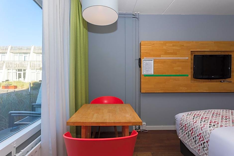 Strandhotel Westduin