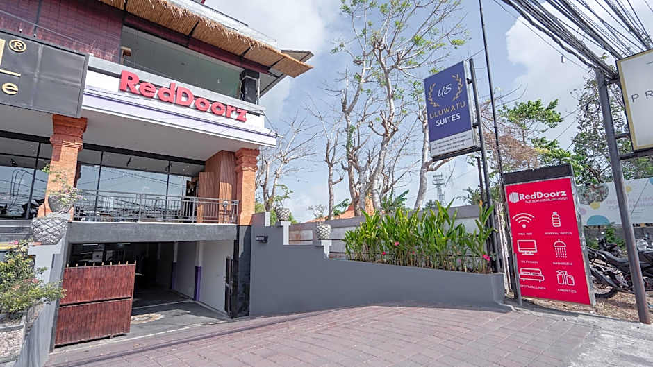 RedDoorz @ Uluwatu Suites