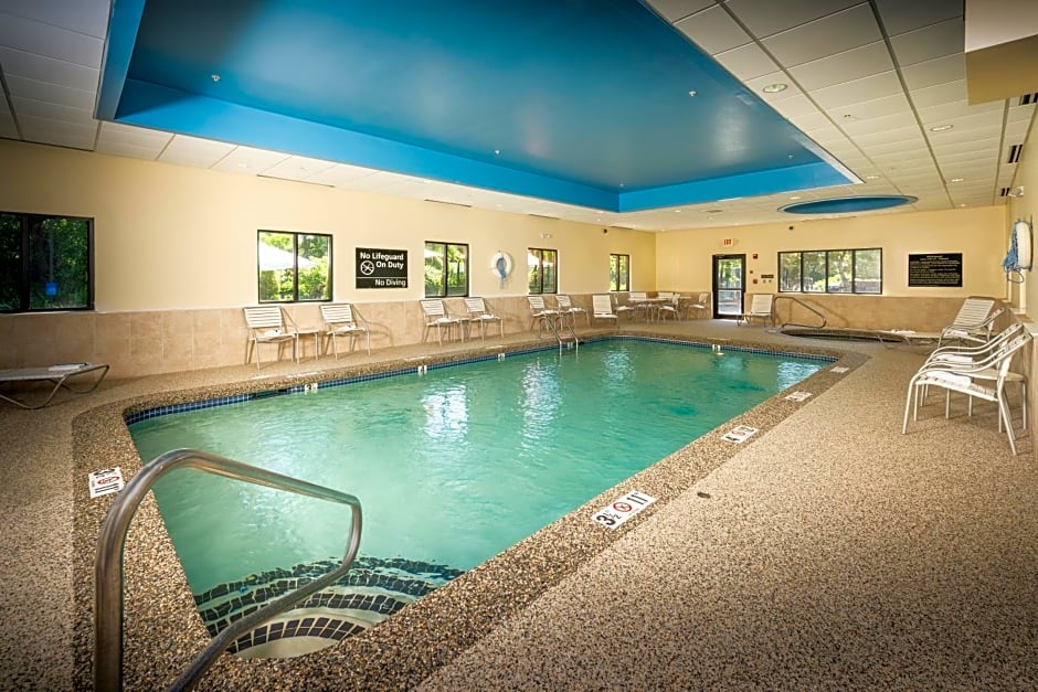 Hampton Inn Fall River/Westport