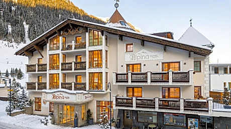 Hotel Alpina