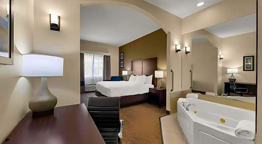 Comfort Inn & Suites Atoka