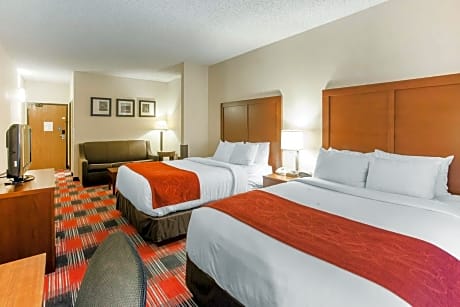 Deluxe Suite Queen Bed