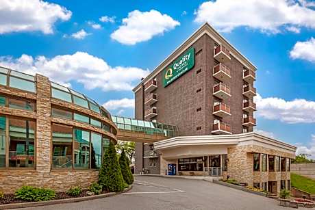 Quality Hotel Fallsview Cascade