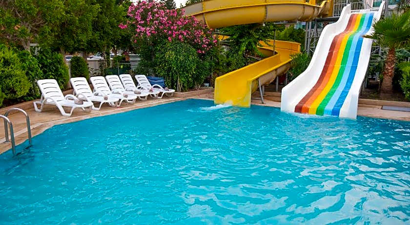 Falcon Hotel