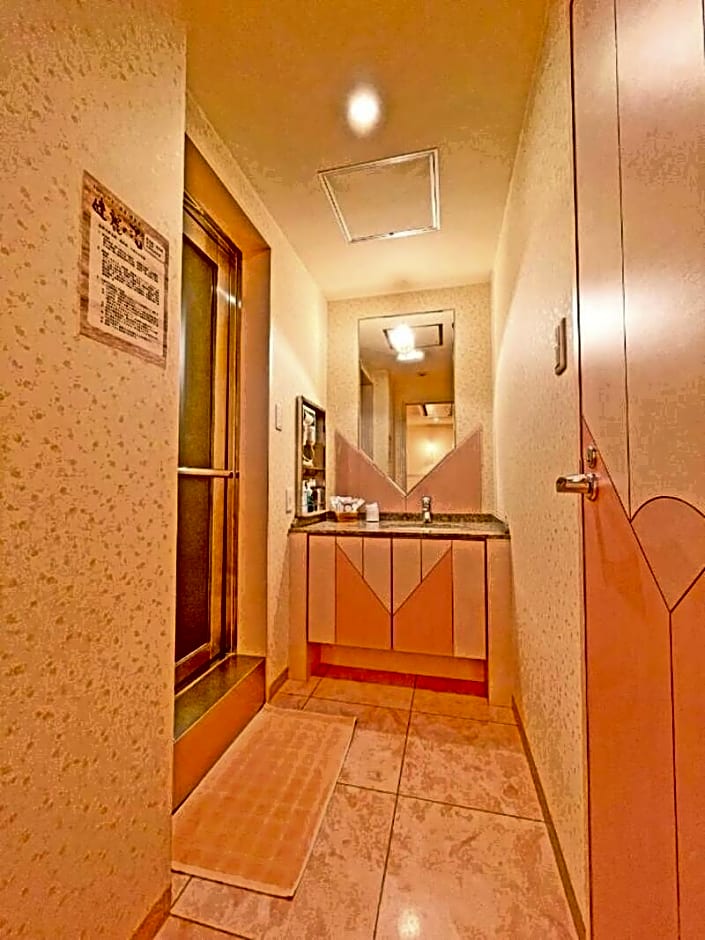 HOTEL THE i Adult only