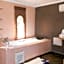 Lodge K Hotel & Spa