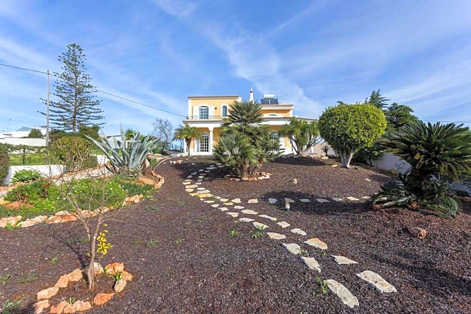 Villa Coelho by Trip2Portugal