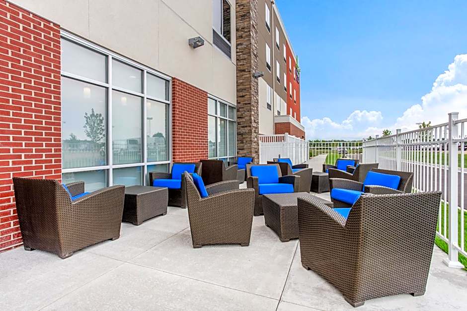 Holiday Inn Express And Suites Ottawa By IHG