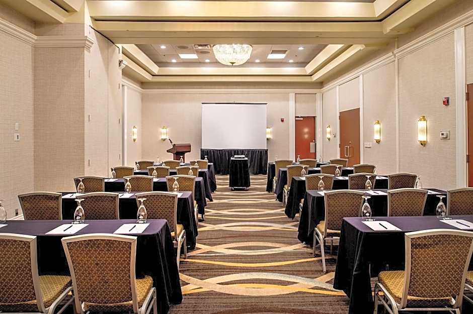 DoubleTree By Hilton Collinsville St Louis