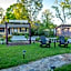 CedarWood Inn