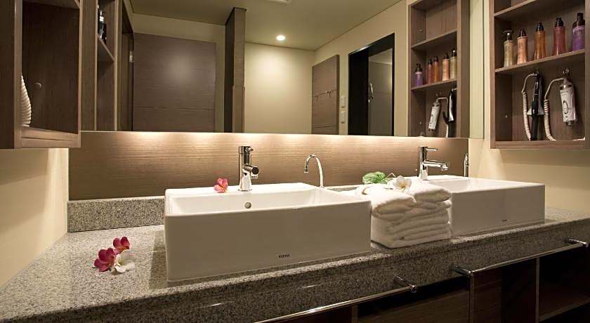 Hotel and Spa Lotus Modern (Adult Only)