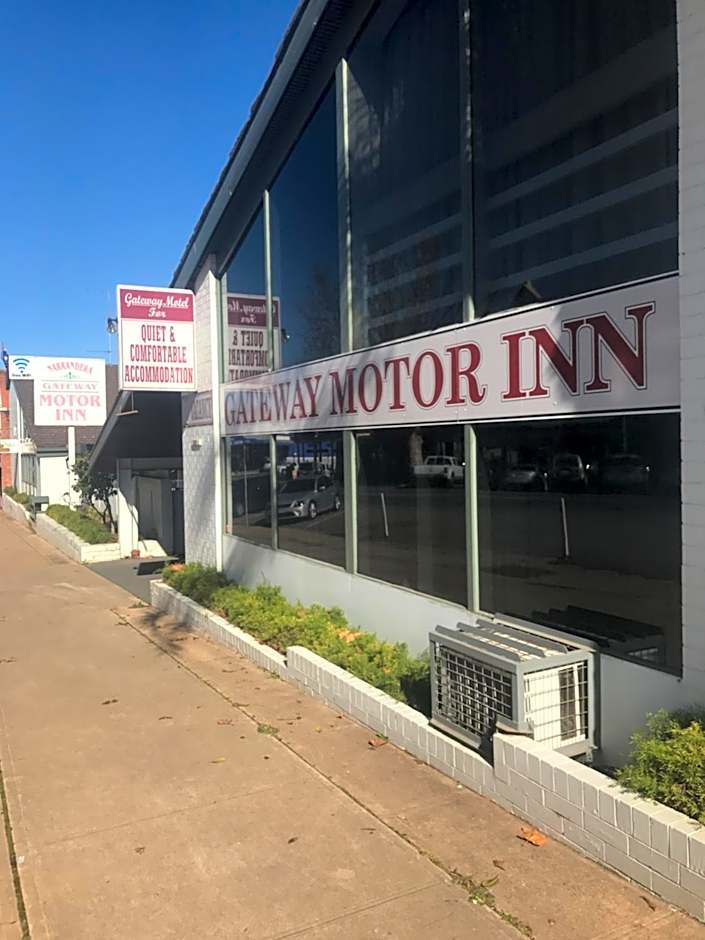 Gateway Motor Inn