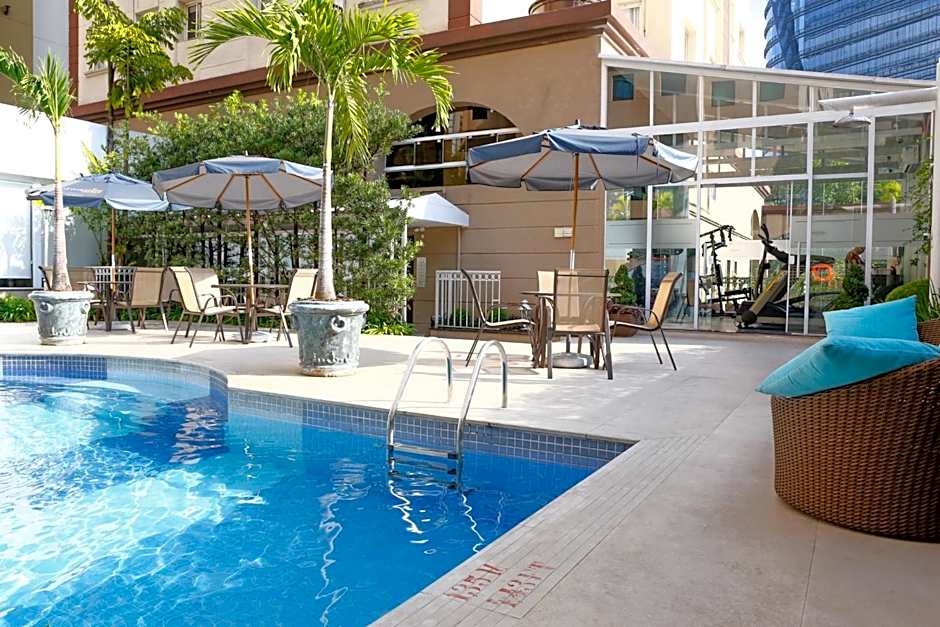 INCRIVEL Flat proximo Shoppings JK e Vila Olimpia