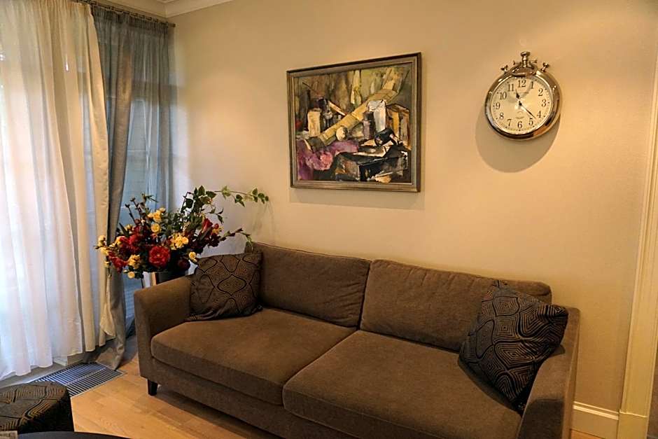 Wooden Villa APARTMENTS