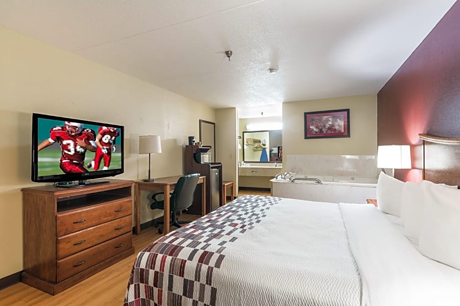 Red Roof Inn Conroe North - Willis