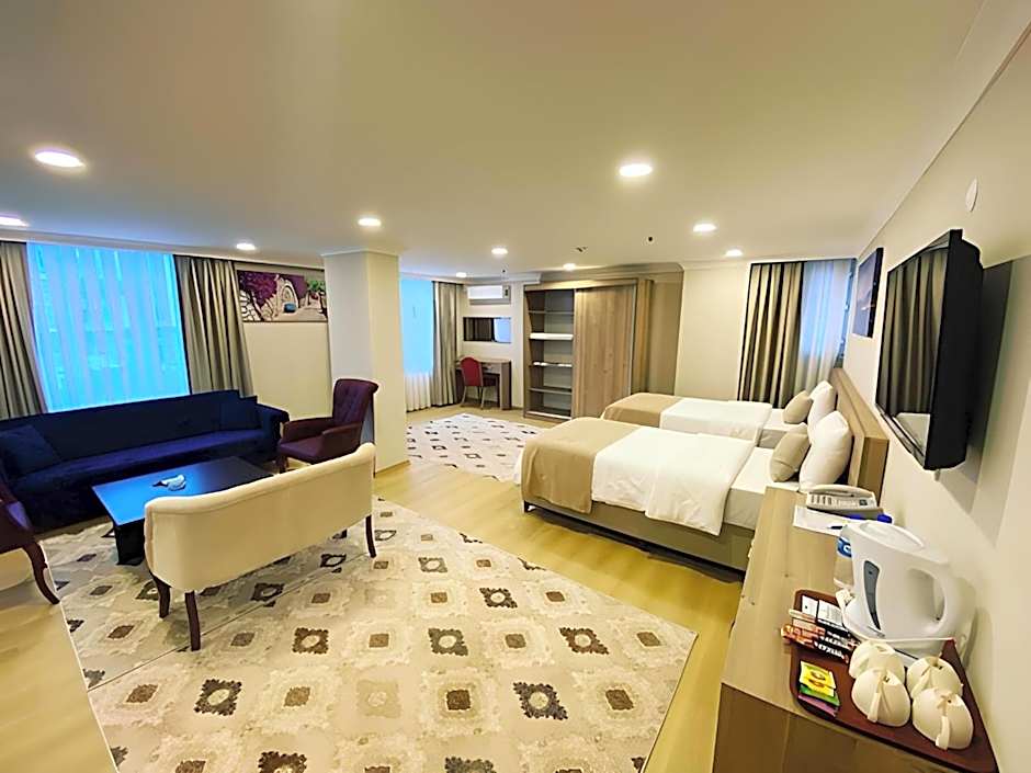 Foto 1 di 6 di Deluxe 1 Queen Bed Suite