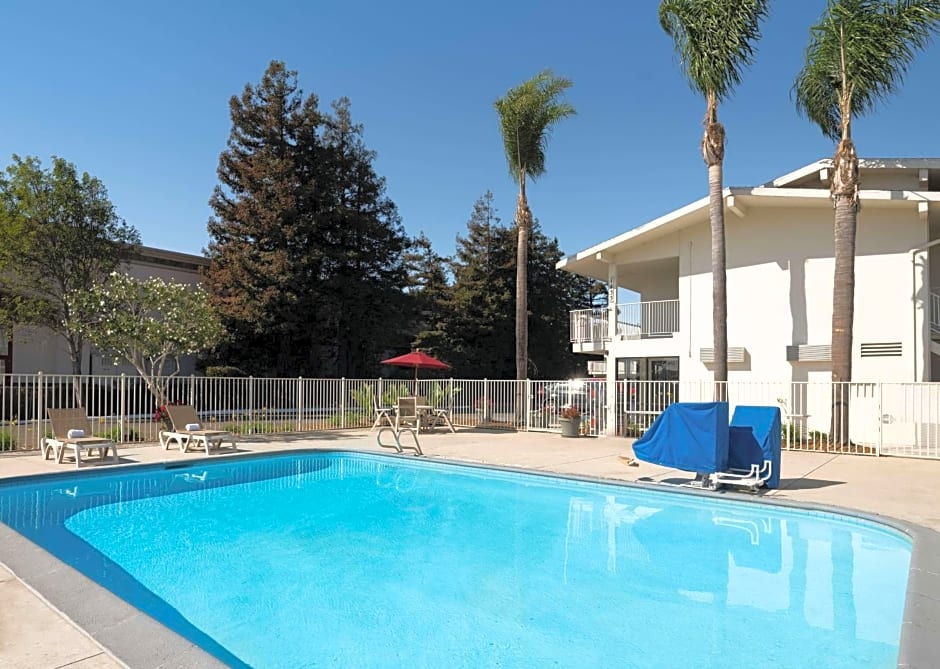 Motel 6 San Luis Obispo North