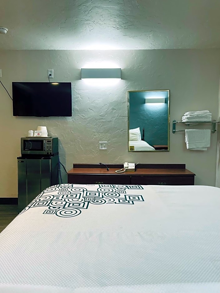 Century 21 Motel