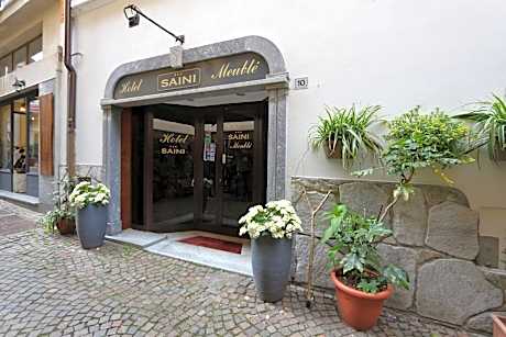 Hotel Saini with Air conditioning