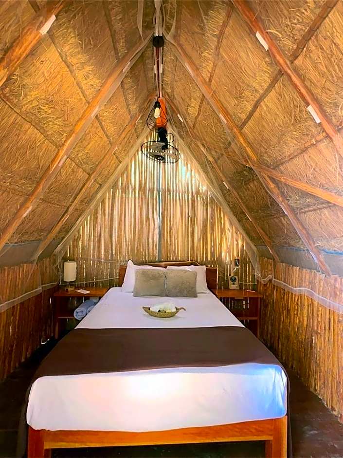 Hotel & Eco Cabañas Azul María Bacalar