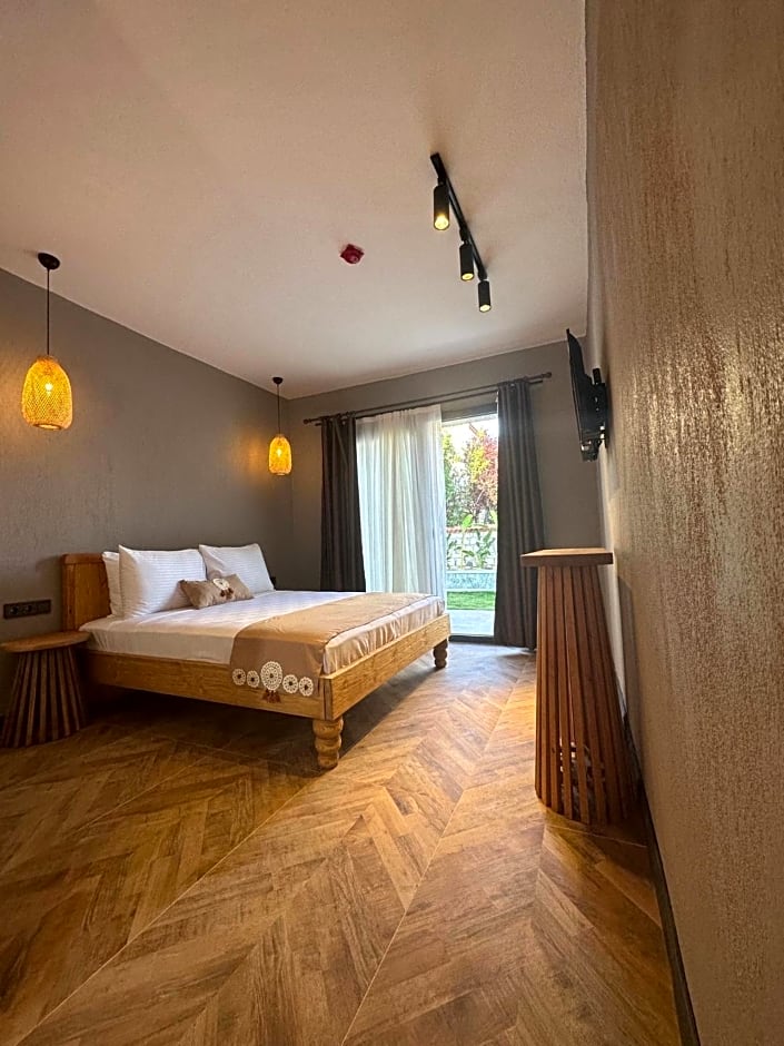 Trina Talles Hotel Alacati - Luxury Desing