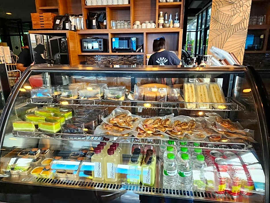 The Bedrooms Maeklong and Services Apartment