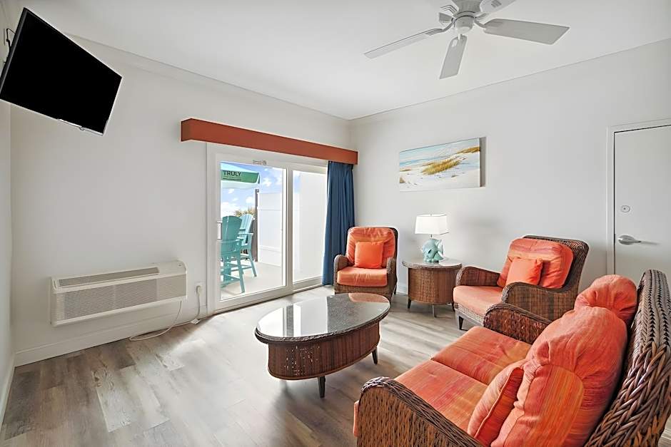The Seahorse Oceanfront Inn
