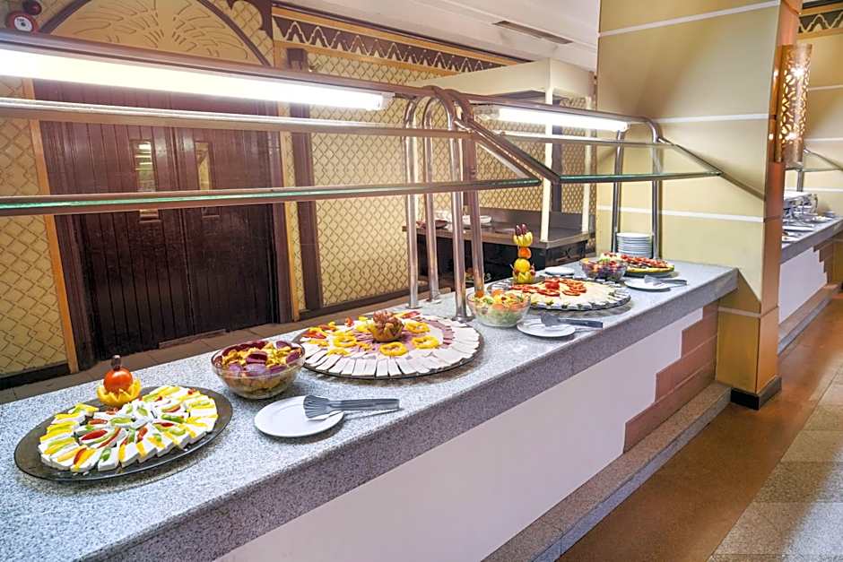 Pyramisa Luxor Hotel and Suites
