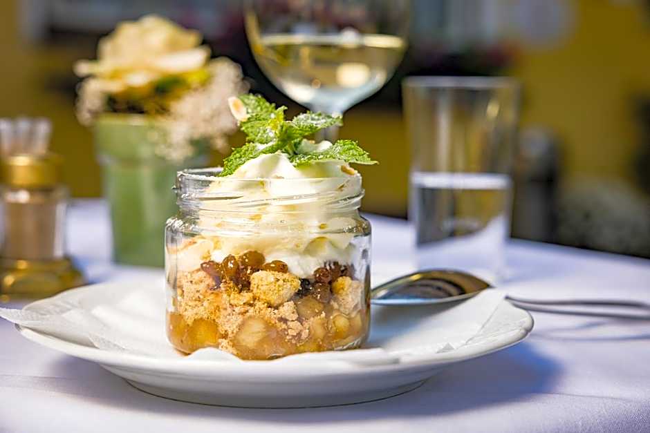 Landhotel Post Ebensee am Traunsee ***S