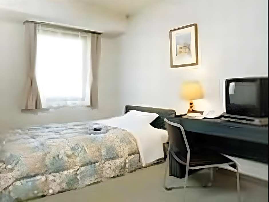 Hirosaki Ekimae Hotel