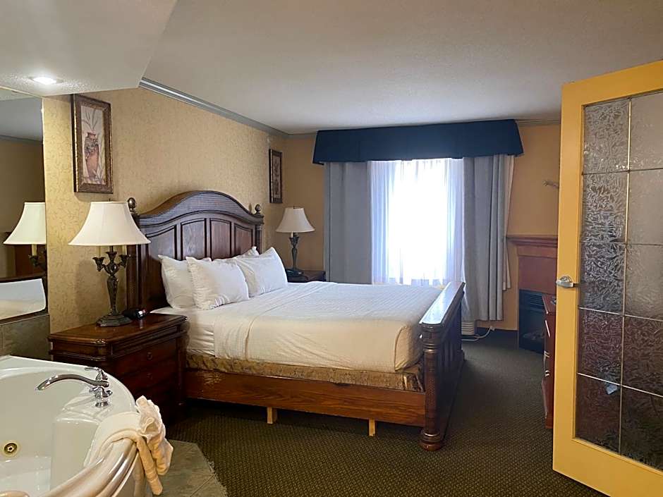 Merit Hotel & Suites