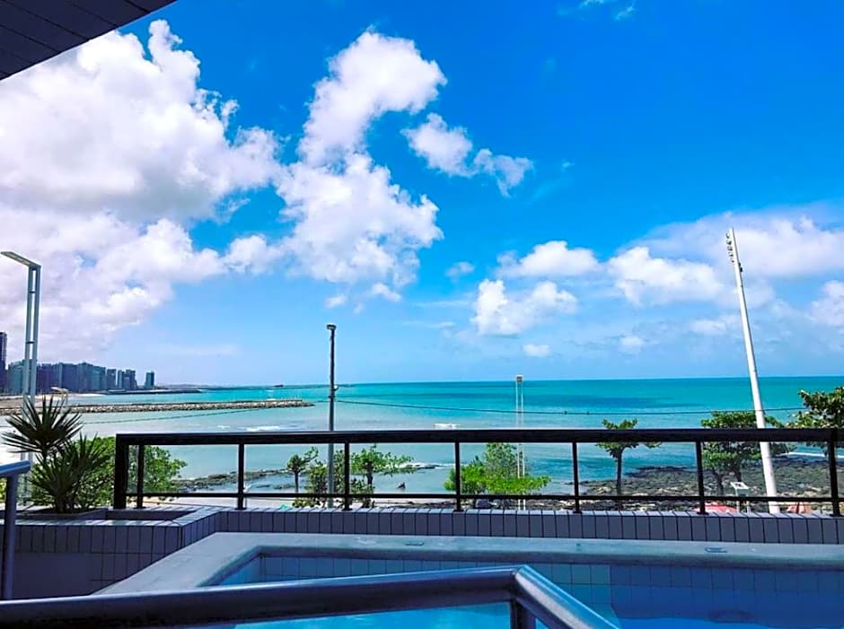 Apê Beira Mar Meireles Com café da manhã